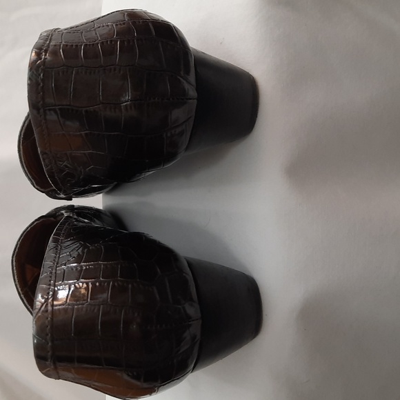 AK Anne Klein Women's Alligator Print Loafers Size 6M - Picture 6 of 11